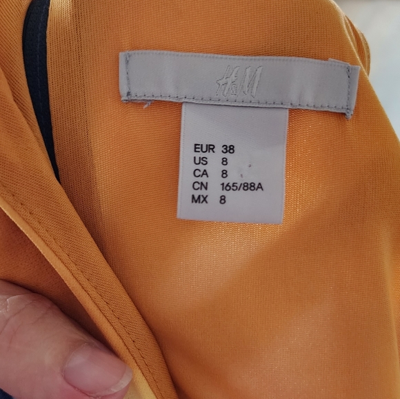 LIKE NEW H&M Woman's size 10 halter blue & yellow long midi dress - Picture 2 of 9